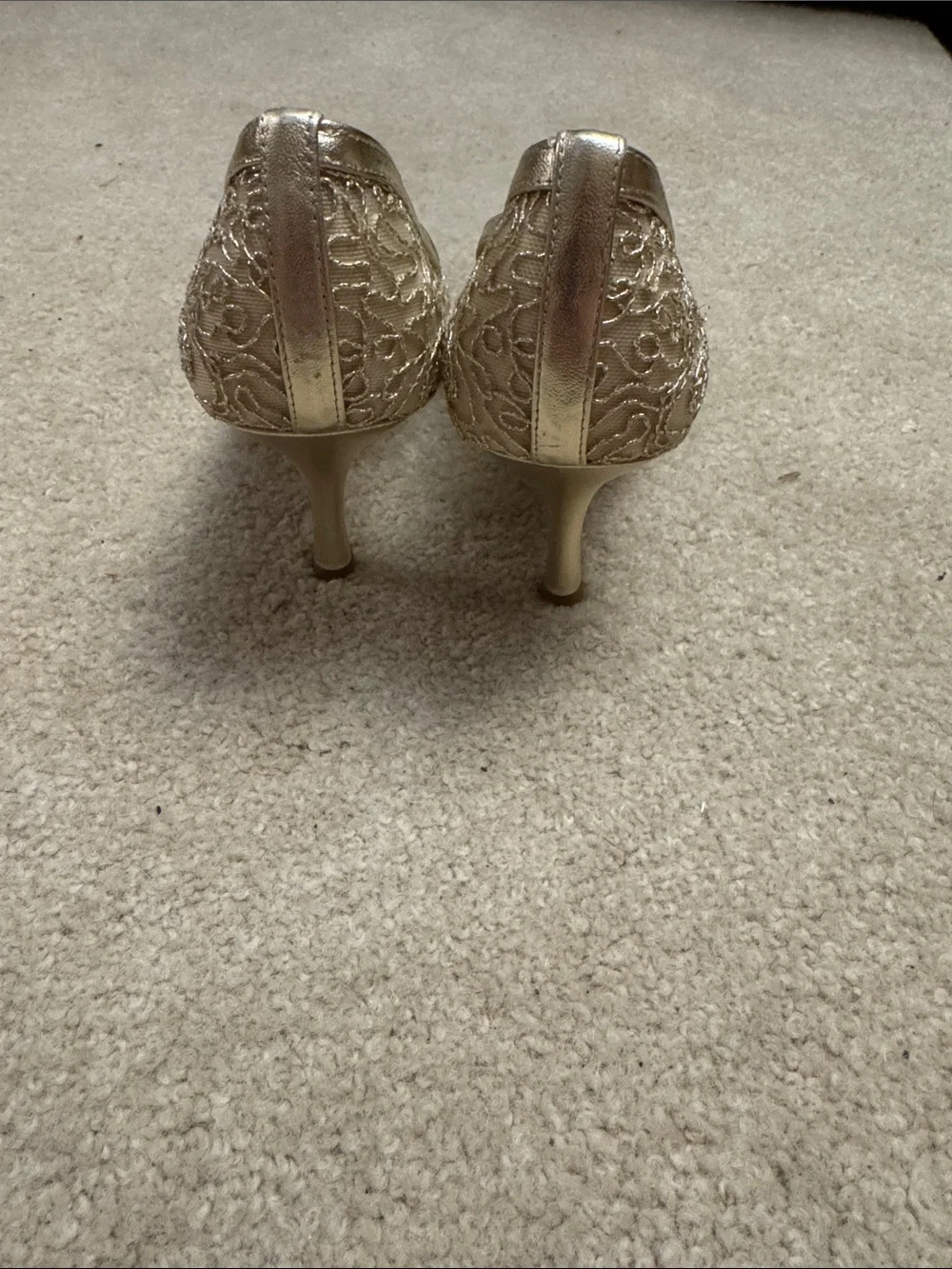 Stuart Weitzman Champagne Lace Pointed-Toe Heels (vintage 1998-2002)